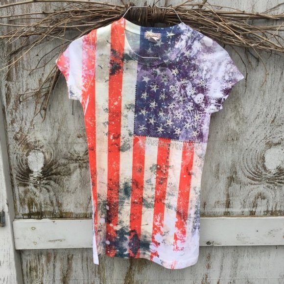 Chelona Tops - 🇺🇸 Flag T Shirt with rhinestones Washington DC